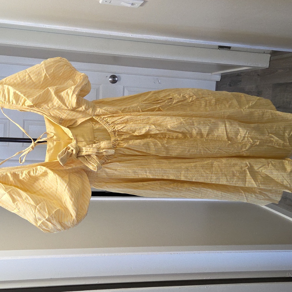 Jillian Harris x Joe Fresh Yellow Pinstripe Milkmaid Dress | Cotton Linen Blend - Picture 6 of 8